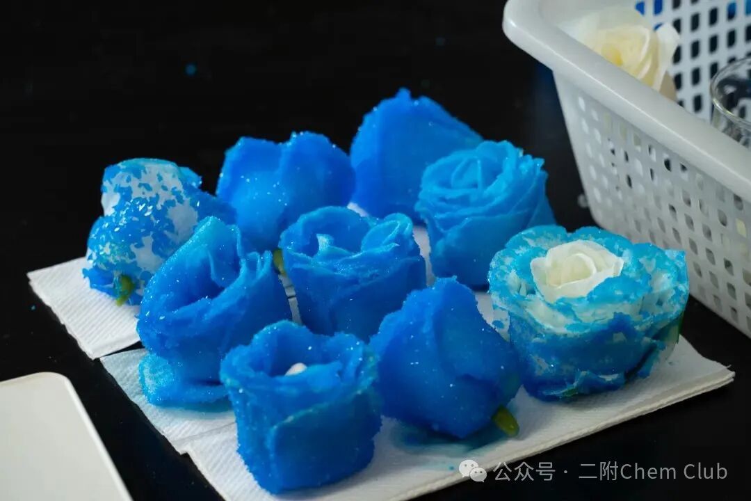 Copper sulfate rose background